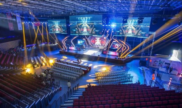 在多支战队 在多支战队